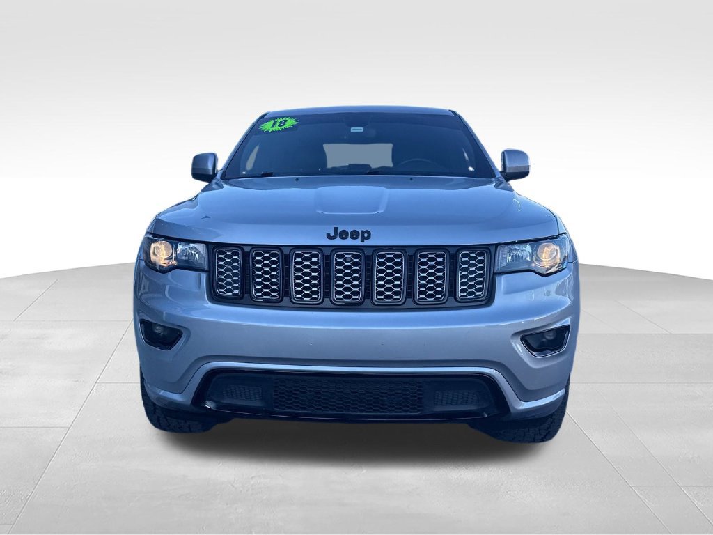 Used 2018 Jeep Grand Cherokee Altitude AWD/4WD image 20