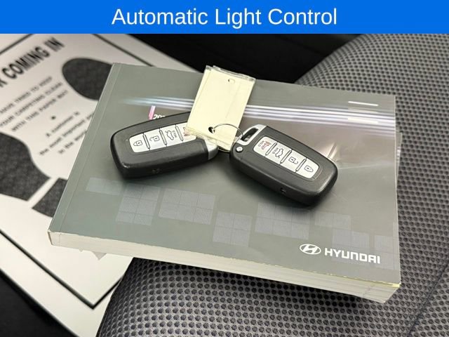 Used 2011 Hyundai Sonata SE image 19