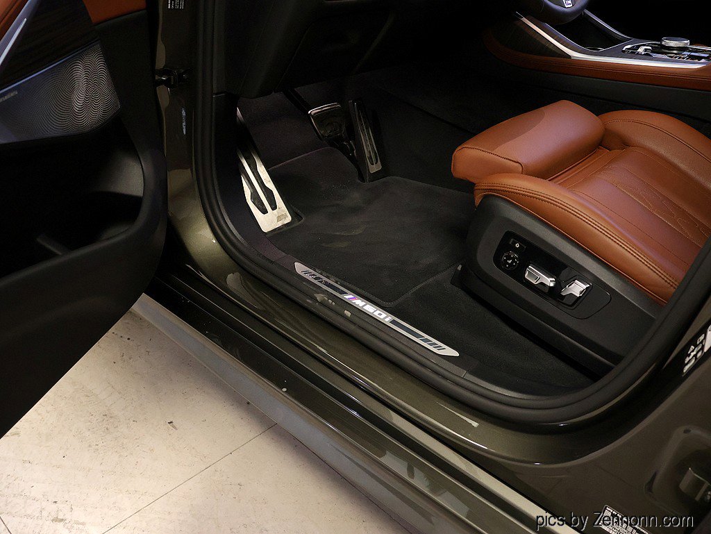 Certified 2026 BMW X7 M60i image 30