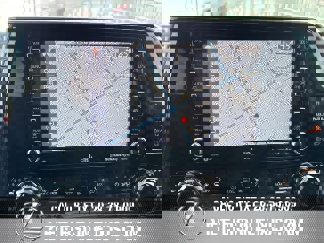 Used 2020 Toyota Highlander Limited image 16