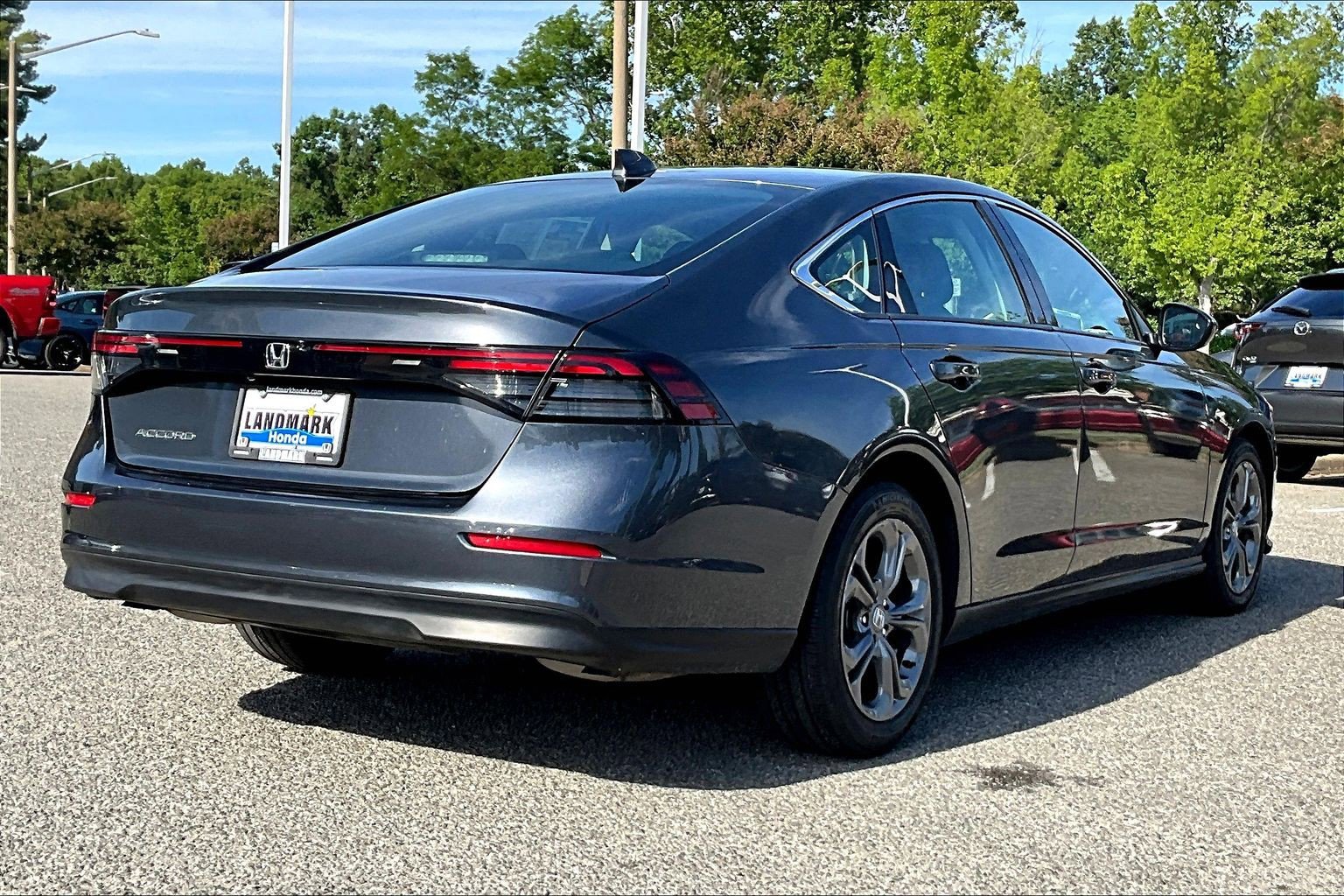 Used 2024 Honda Accord EX image 2