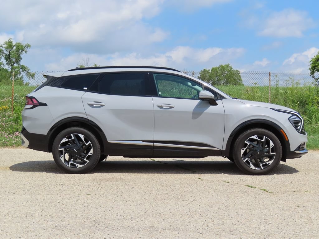 Certified 2024 Kia Sportage SX AWD/4WD image 2