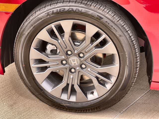 Certified 2026 Honda Odyssey Touring image 9