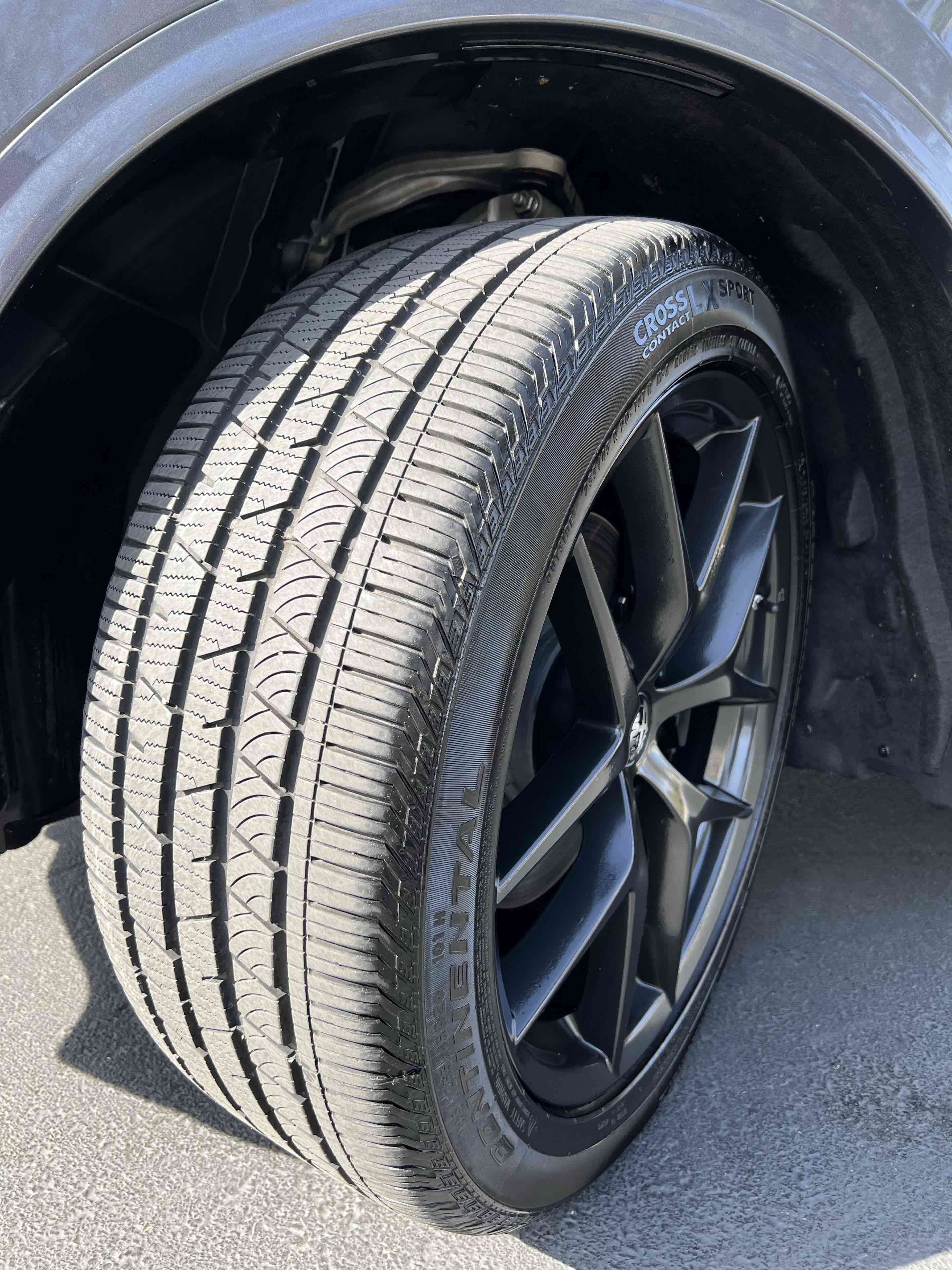 Used 2020 Alfa Romeo Stelvio Ti w/ Nero Edizione image 14