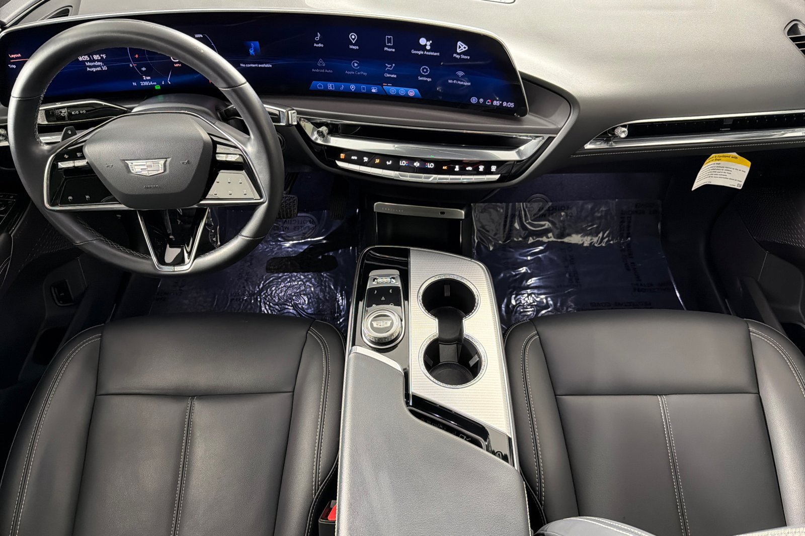 Used 2024 Cadillac Lyriq Tech AWD/4WD image 12