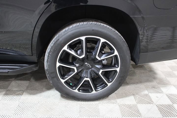 Used 2025 Chevrolet Tahoe RST AWD/4WD image 43