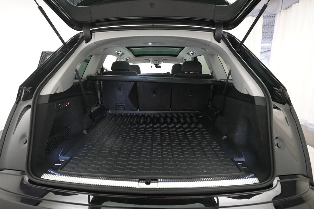 Certified 2023 Audi Q7 3.0T Prestige w/ Prestige Package AWD/4WD image 10