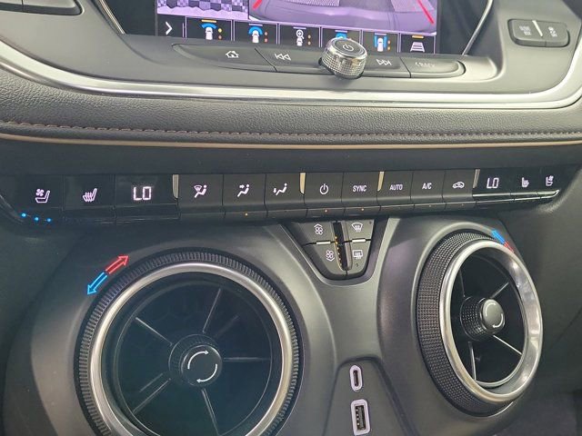 Used 2020 Chevrolet Blazer Premier w/ Driver Confidence II Package FWD image 30
