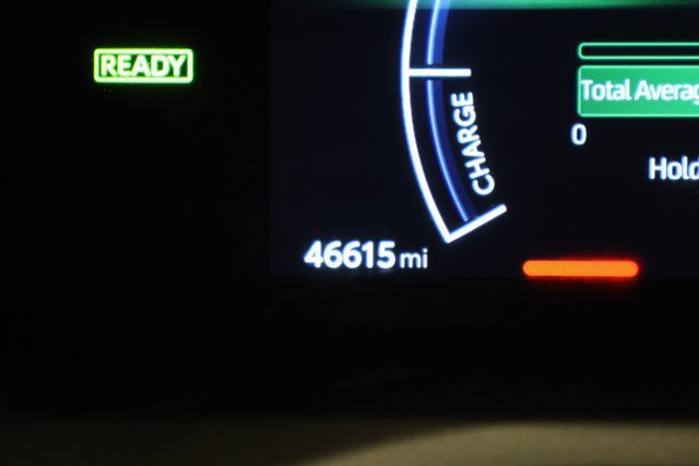 Used 2025 Toyota Camry LE FWD image 14