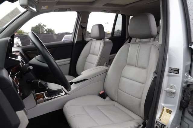 Used 2010 Mercedes-Benz GLK 350 2WD w/ Multimedia Pkg image 9