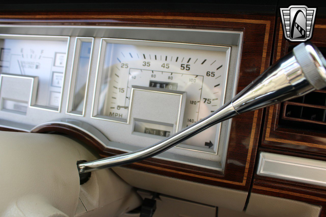 Used 1989 Mercury Grand Marquis Colony Park GS image 19