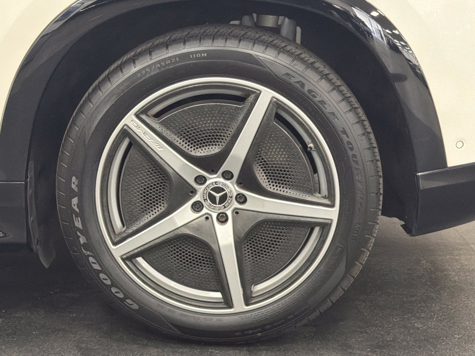 Certified 2023 Mercedes-Benz EQS 580 4MATIC SUV image 18