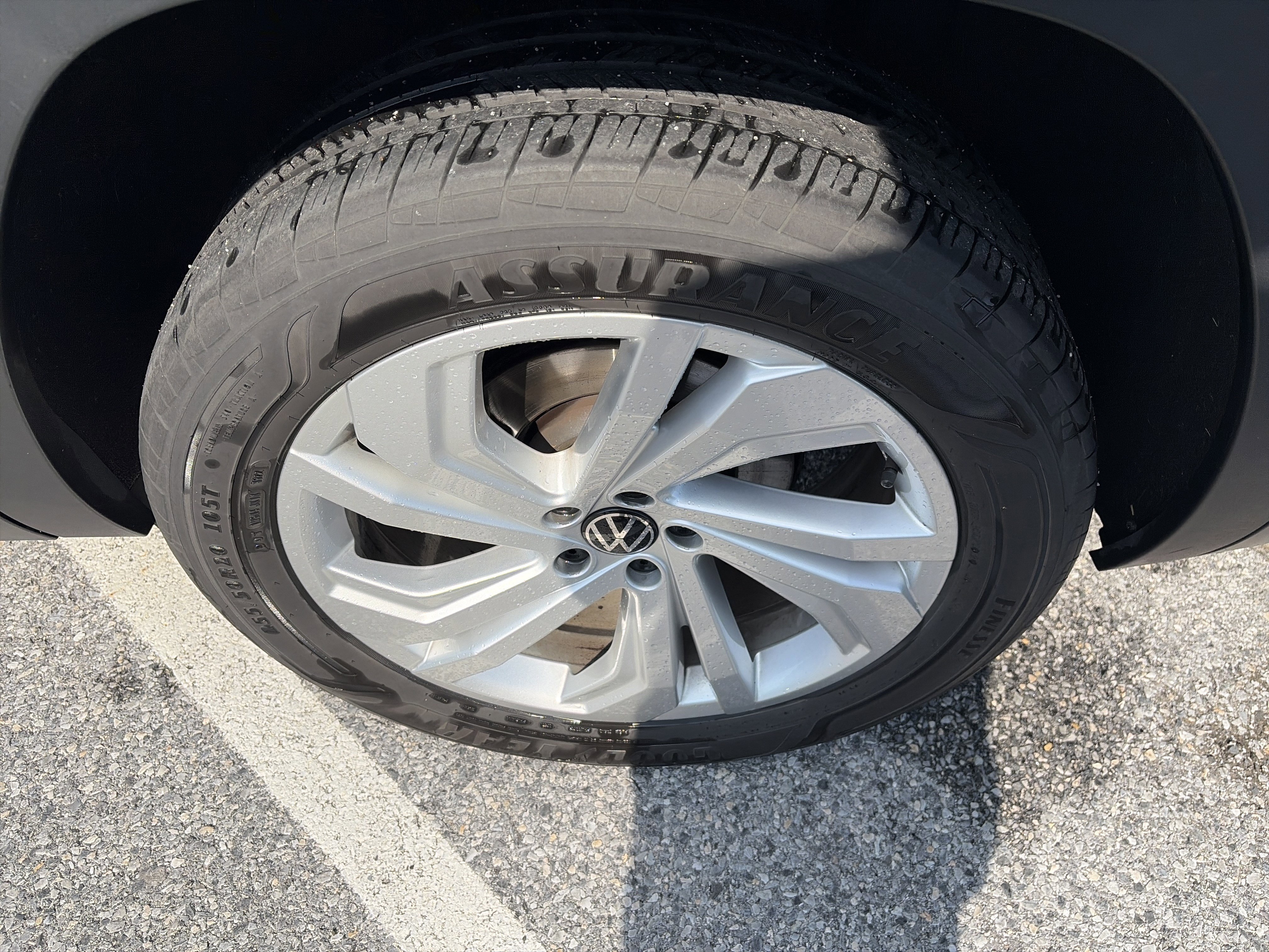 Used 2023 Volkswagen Atlas SE image 13