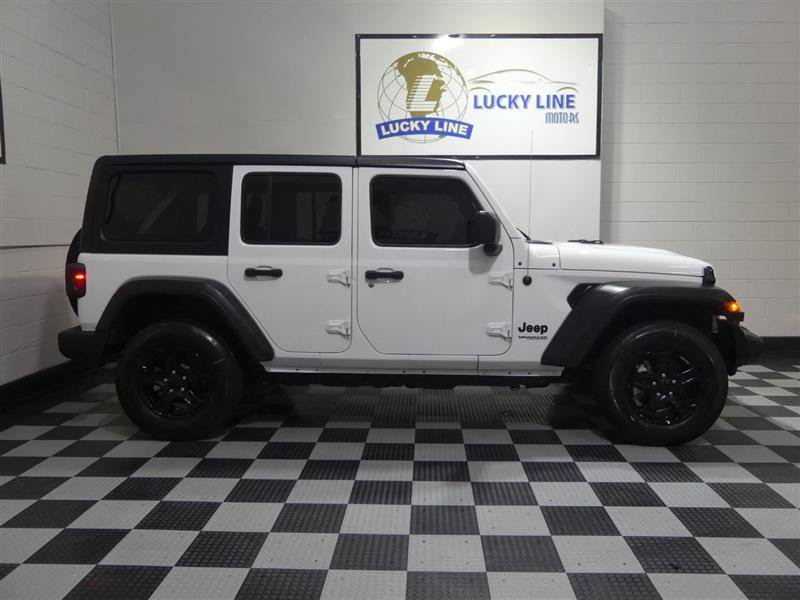 Used 2022 Jeep Wrangler Unlimited Sport AWD/4WD image 6