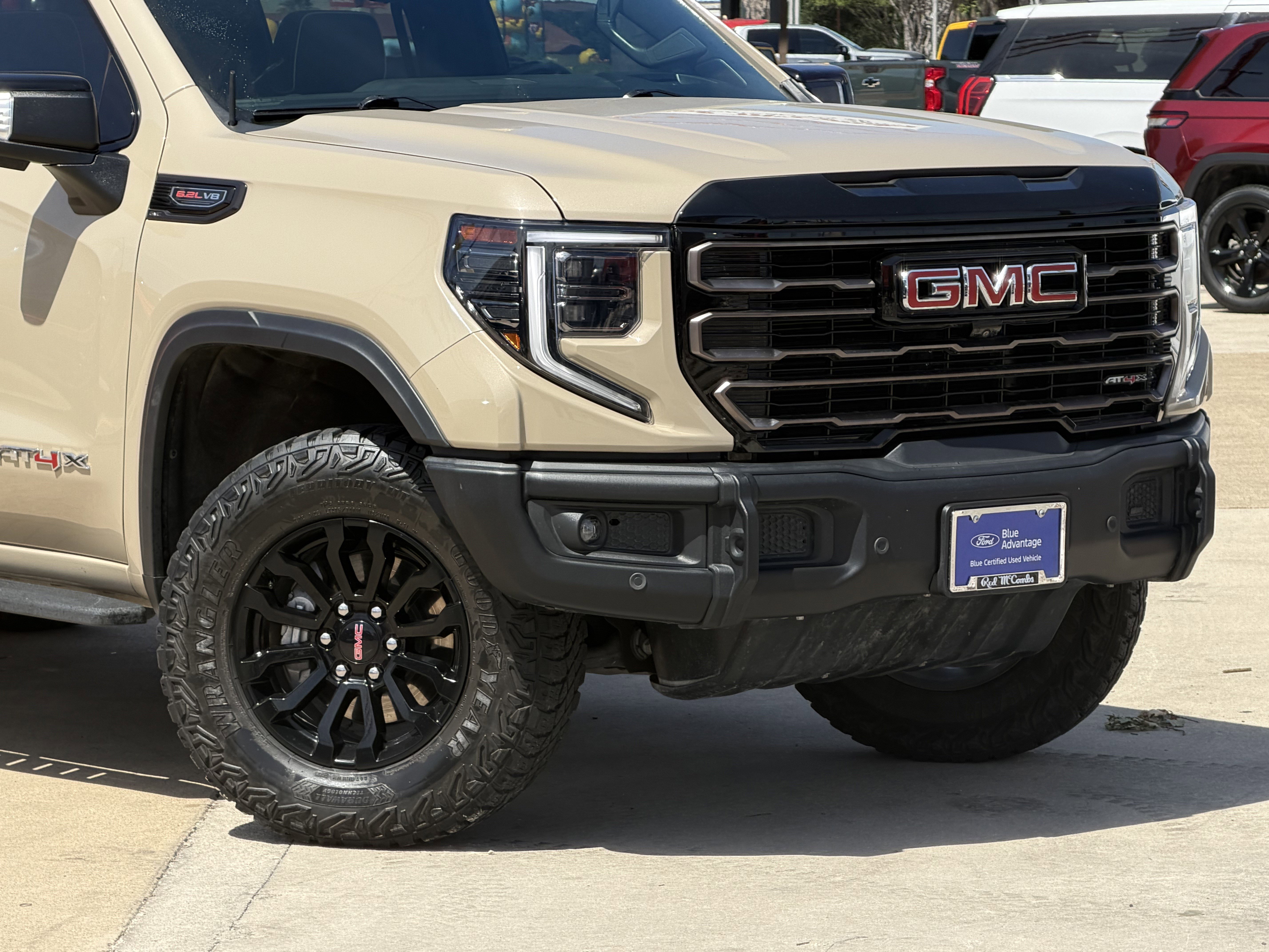 Used 2023 GMC Sierra 1500 AT4X AWD/4WD image 2