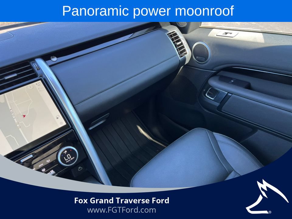 Used 2024 Land Rover Discovery S AWD/4WD image 33