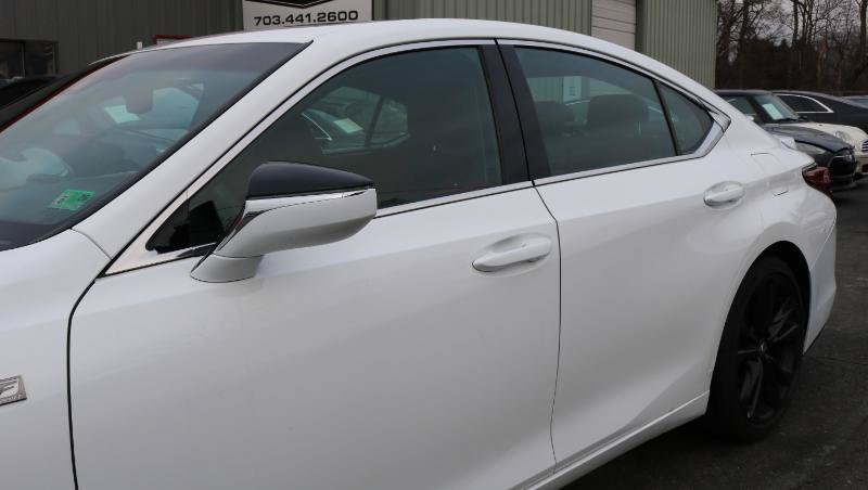 Used 2022 Lexus ES 350 F Sport w/ Accessory Package FWD image 5