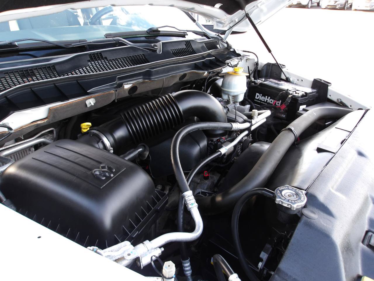 Used 2014 RAM 1500 ST w/ SXT Appearance Group AWD/4WD image 21