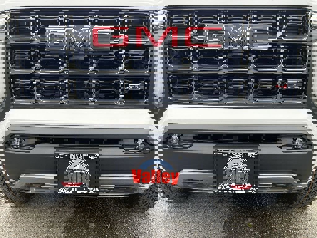 New 2025 GMC Canyon AT4 w/ Nightfall Edition image 30