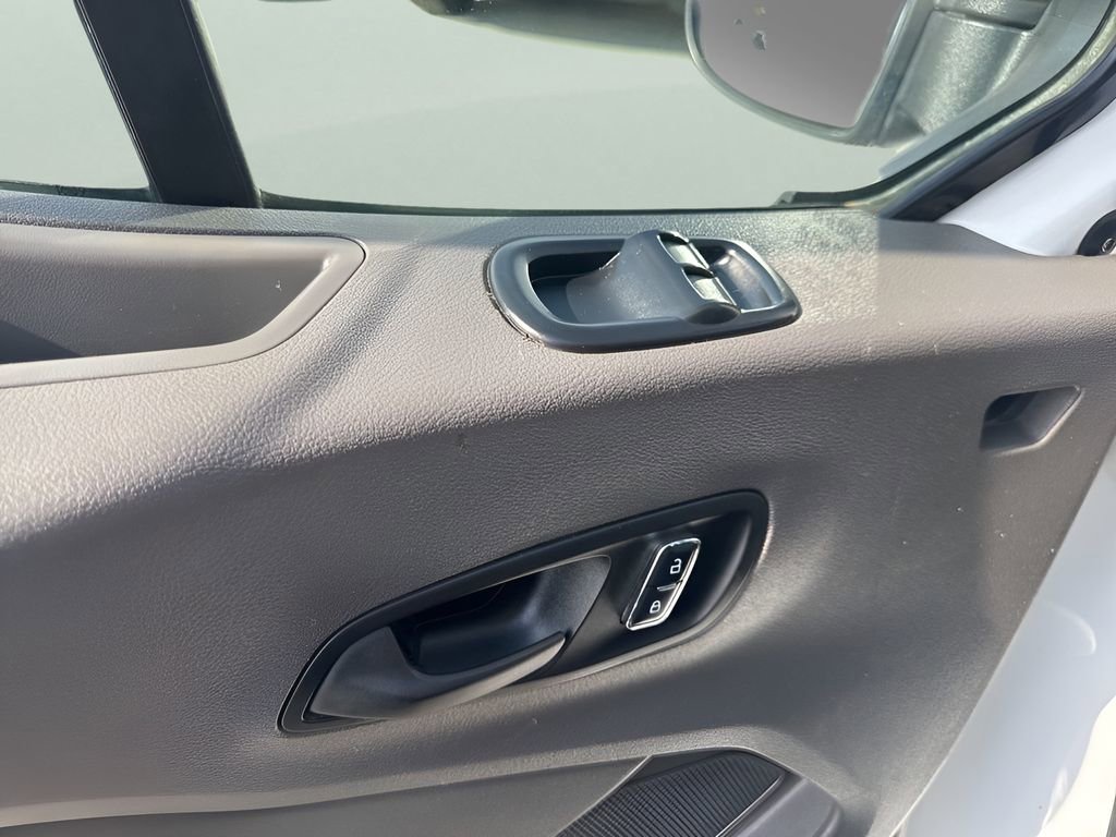 Used 2022 Ford Transit 350 XLT image 23