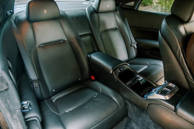 Used 2014 Rolls-Royce Wraith image 28