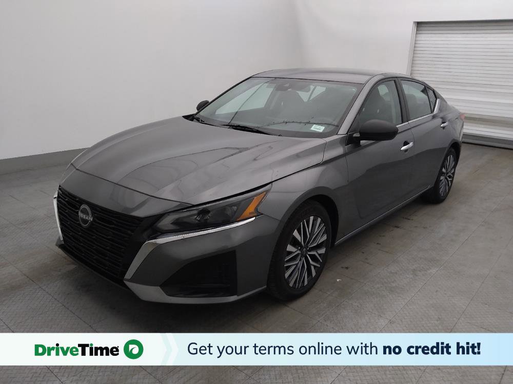 Used 2024 Nissan Altima 2.5 SV image 1