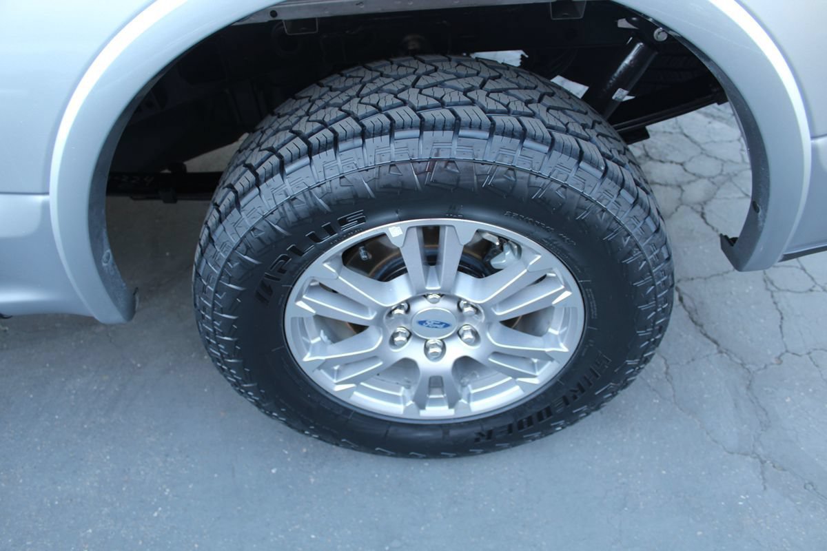 Used 2020 Ford F150 Lariat RWD image 14