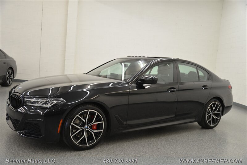 Used 2023 BMW 530i w/ M Sport Package RWD image 5