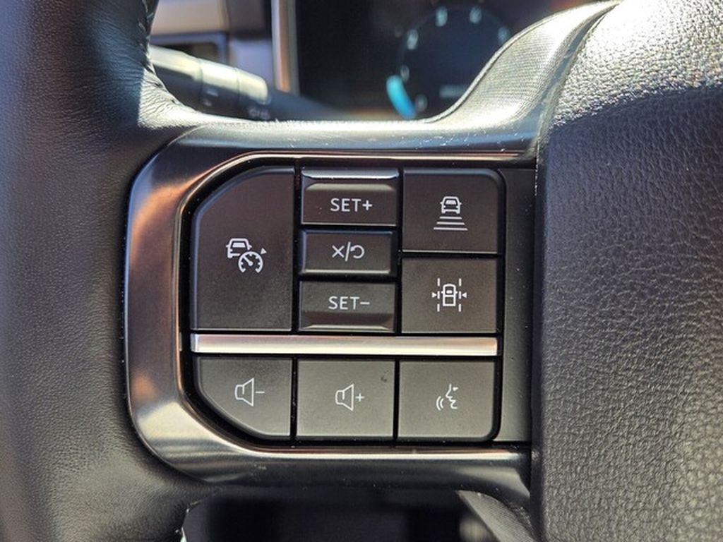 Used 2025 Ford F150 Platinum w/ FX4 Off-Road Package AWD/4WD image 28