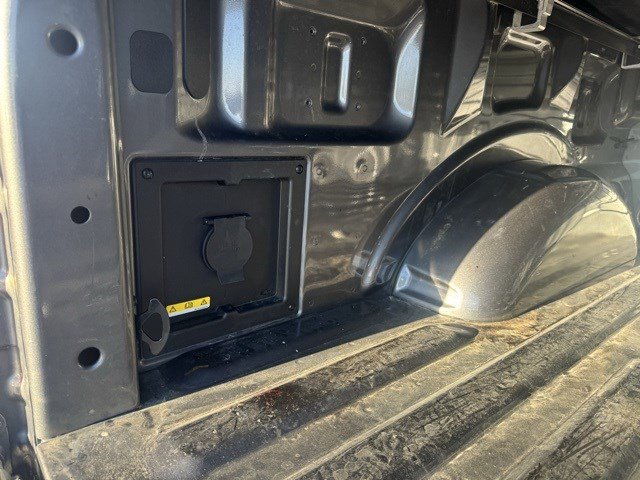 Used 2022 Ford F150 Lariat w/ Equipment Group 502A High image 33