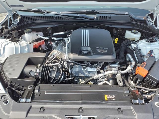 New 2025 Cadillac CT5 Premium Luxury w/ LPO, Radiant Package image 13