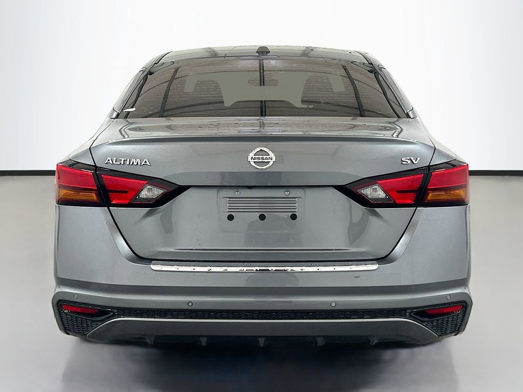 Used 2022 Nissan Altima 2.5 SV FWD image 5