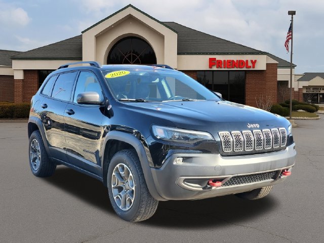 Used 2020 Jeep Cherokee Trailhawk w/ Cold Weather Group AWD/4WD image 2