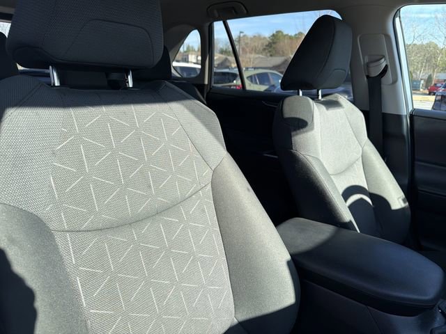 Used 2024 Toyota RAV4 XLE image 16