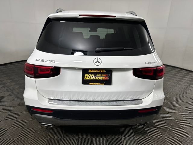 Used 2022 Mercedes-Benz GLB 250 4MATIC image 4