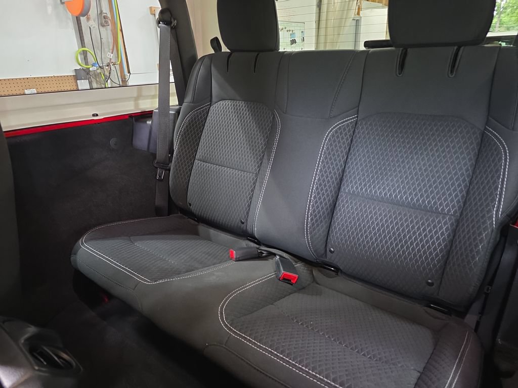 Used 2021 Jeep Wrangler Sport AWD/4WD image 13