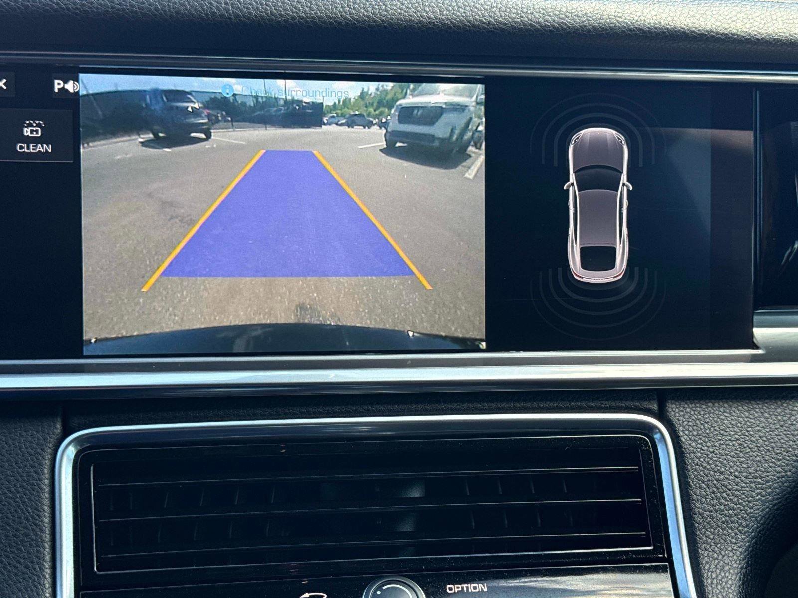 Used 2020 Porsche Panamera 4 image 22