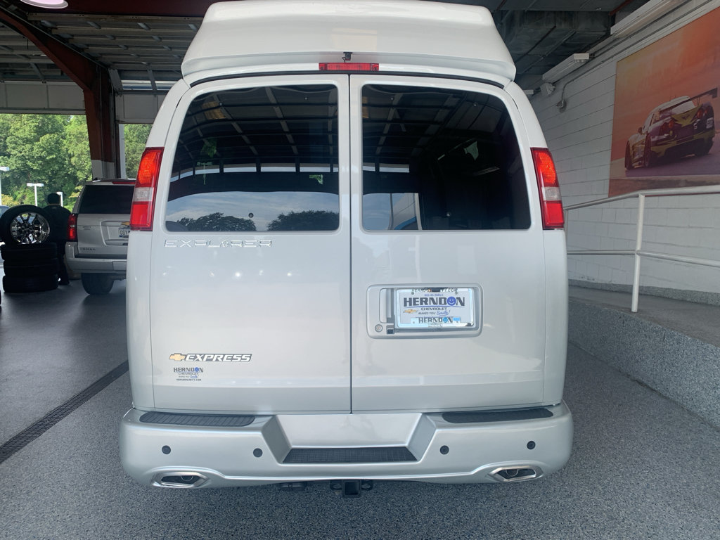 New 2026 Chevrolet Express 2500 Extended w/ Driver Convenience Package RWD image 7