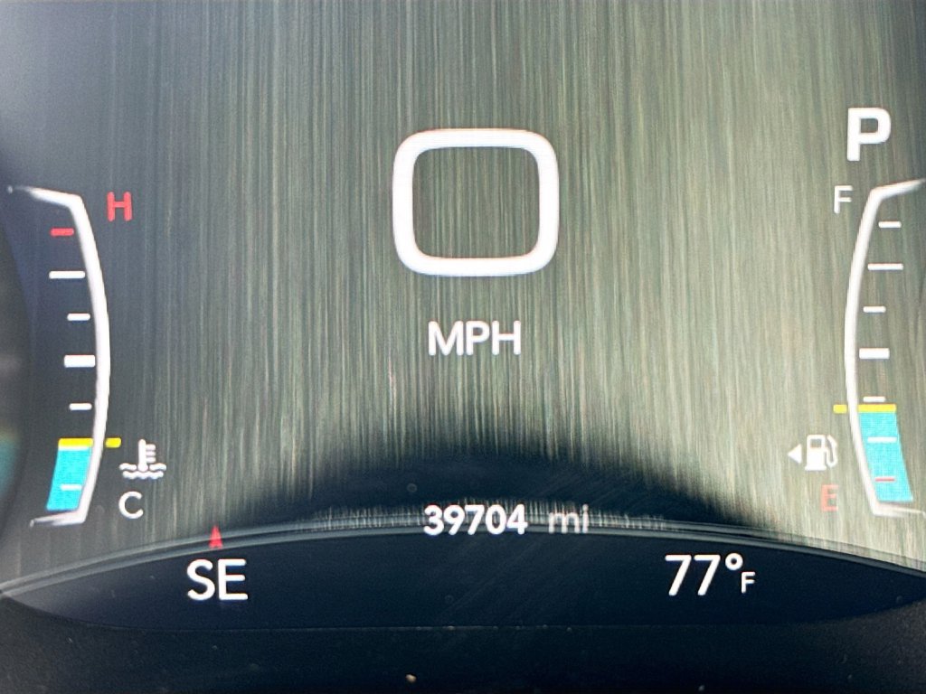 Used 2024 Chrysler Pacifica Pinnacle FWD image 14