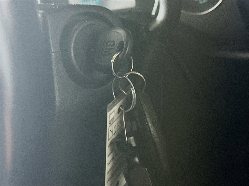 Used 2022 Chevrolet Express 2500 w/ Driver Convenience Package image 27