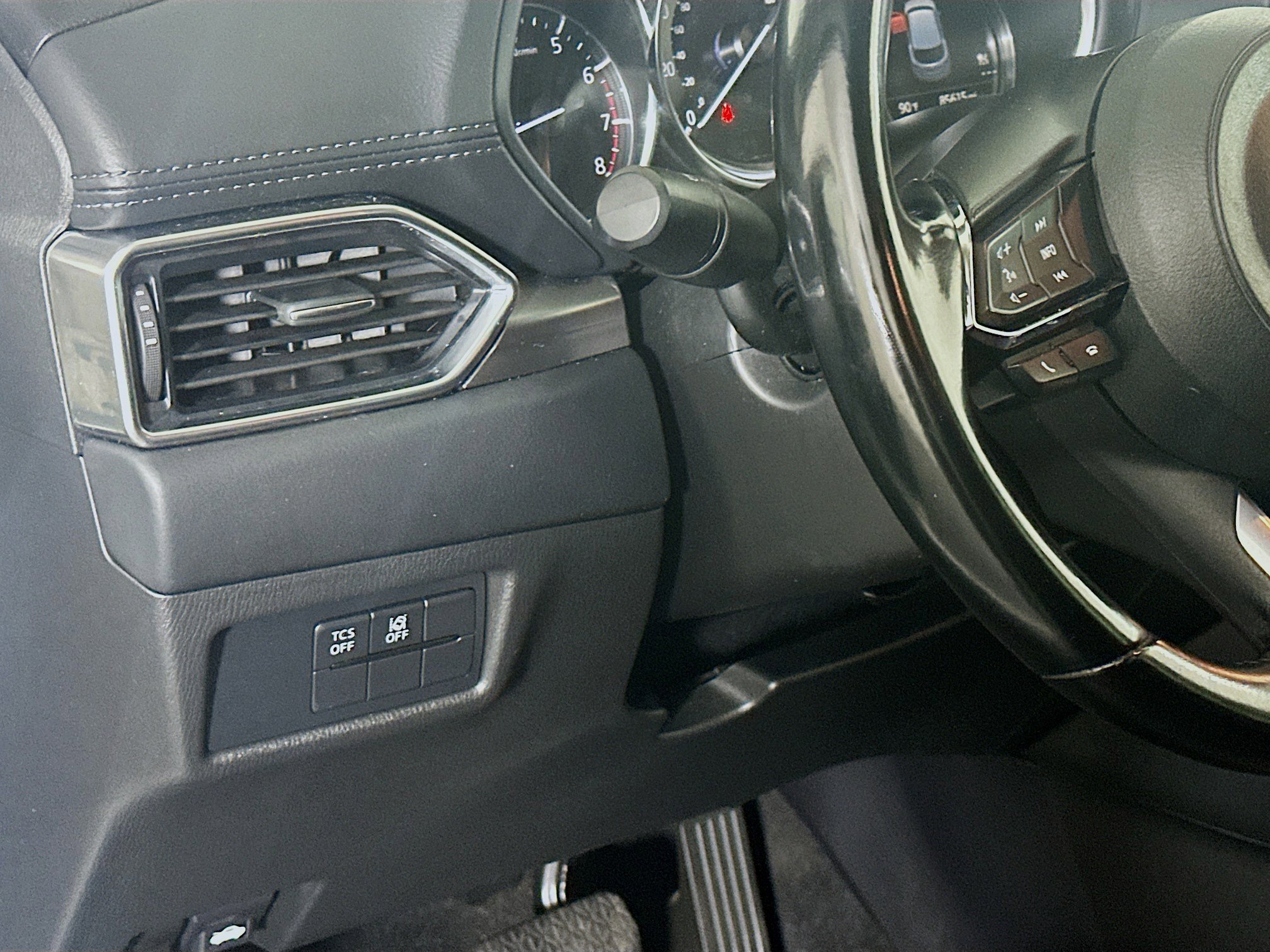 Used 2020 MAZDA CX-5 Touring AWD/4WD image 17