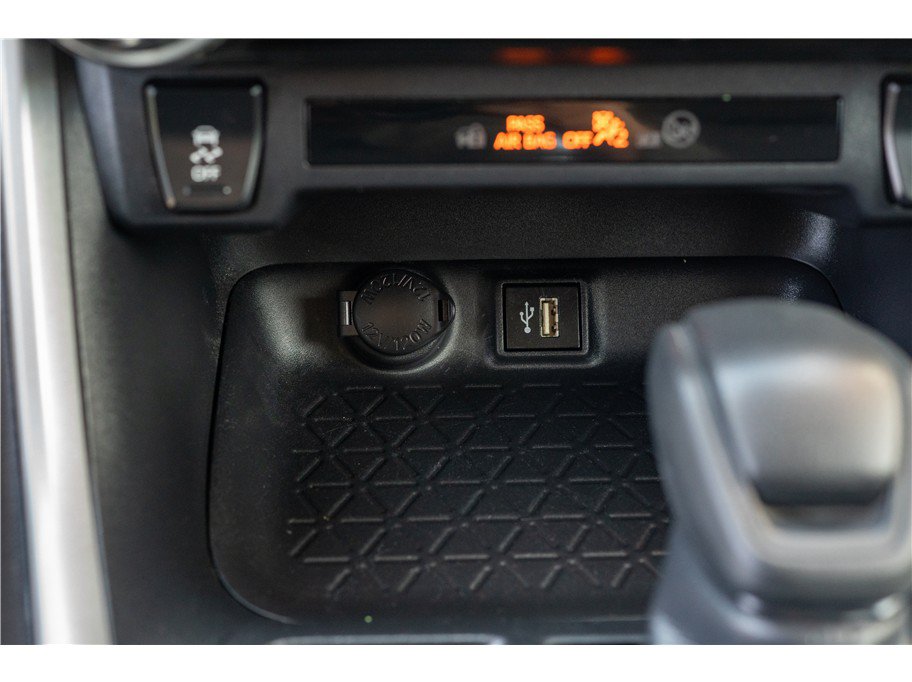 Used 2024 Toyota RAV4 XLE FWD image 14