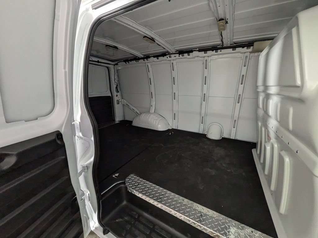 New 2026 Chevrolet Express 2500 w/ Driver Convenience Package RWD image 18