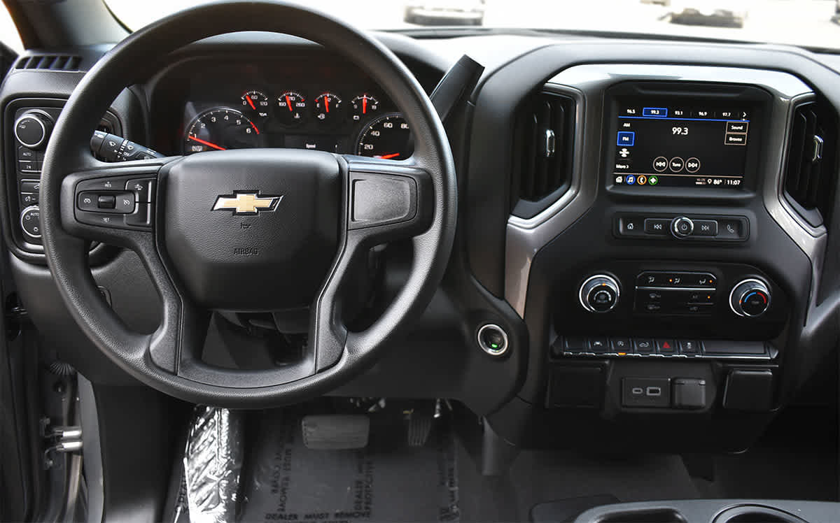 Used 2023 Chevrolet Silverado 1500 Custom AWD/4WD image 12