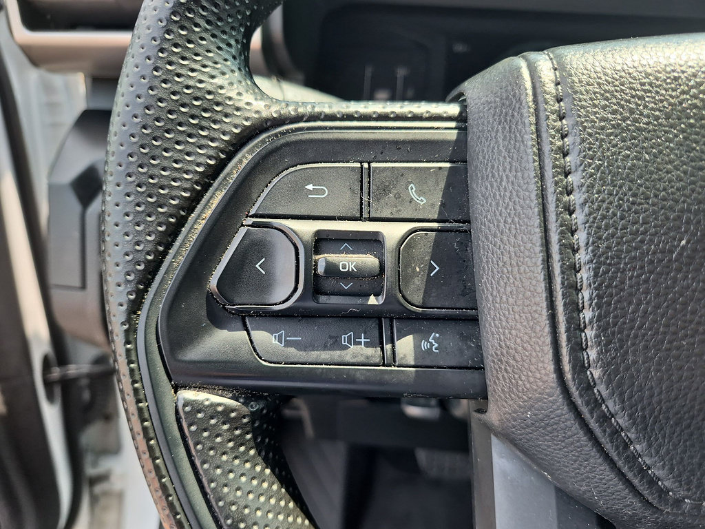 Used 2024 Toyota Tacoma SR AWD/4WD image 17