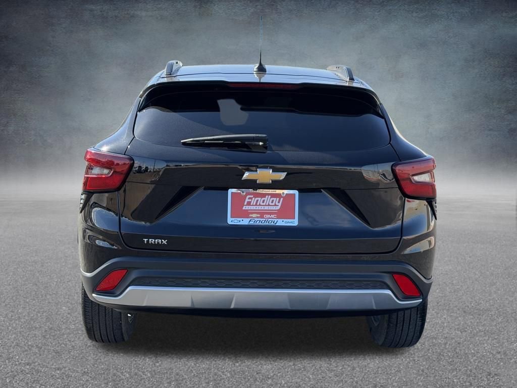 Used 2024 Chevrolet Trax LT image 5