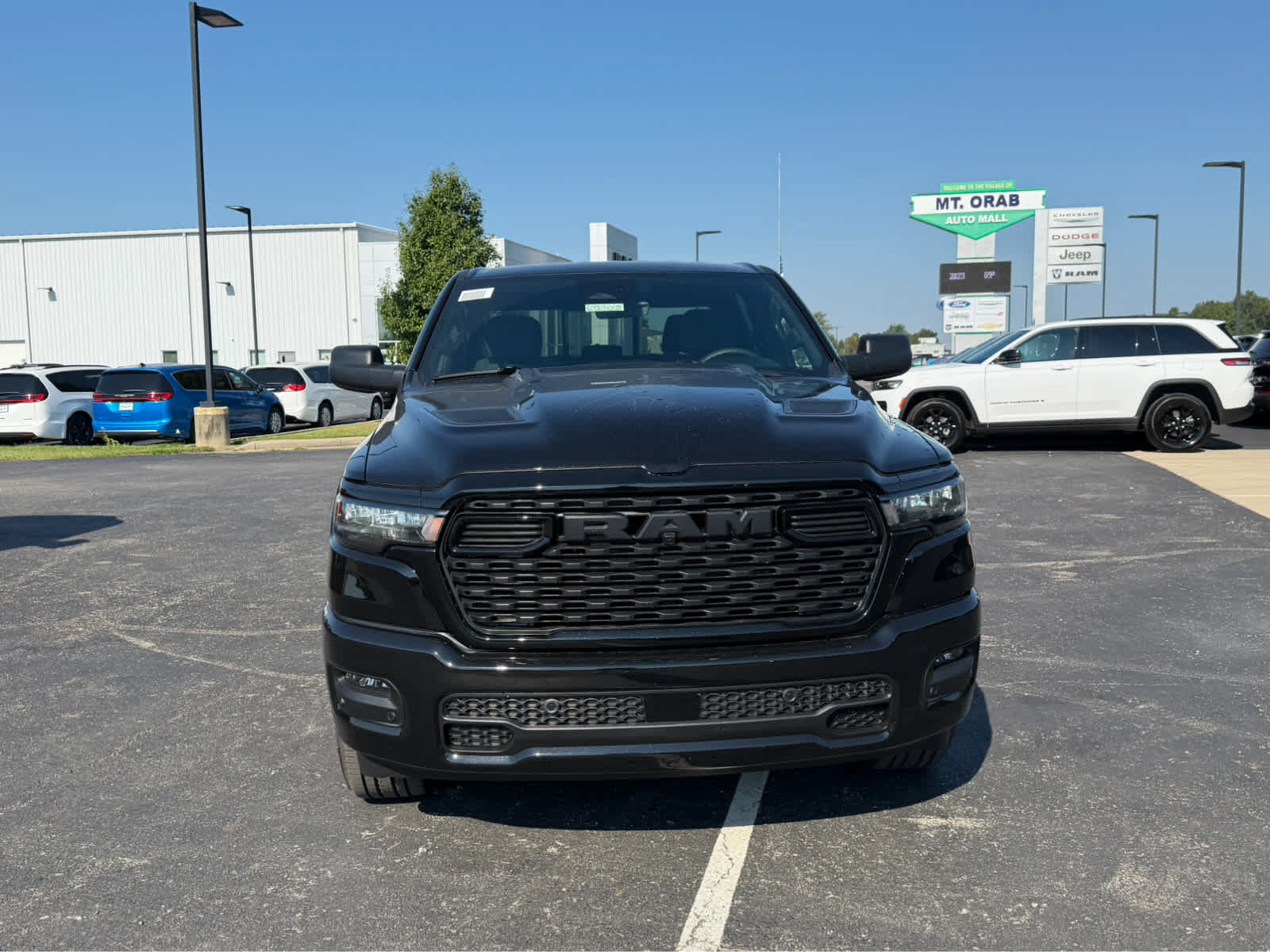 New 2027 RAM 1500 Express AWD/4WD image 6