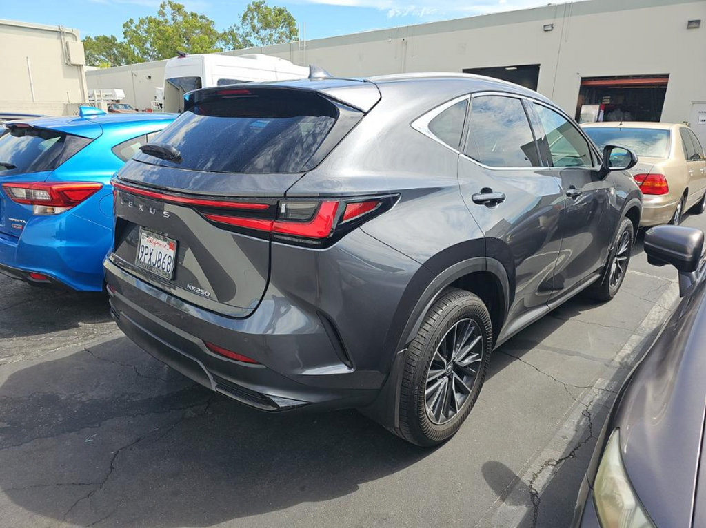 Used 2025 Lexus NX 250 FWD w/ Premium Package image 2