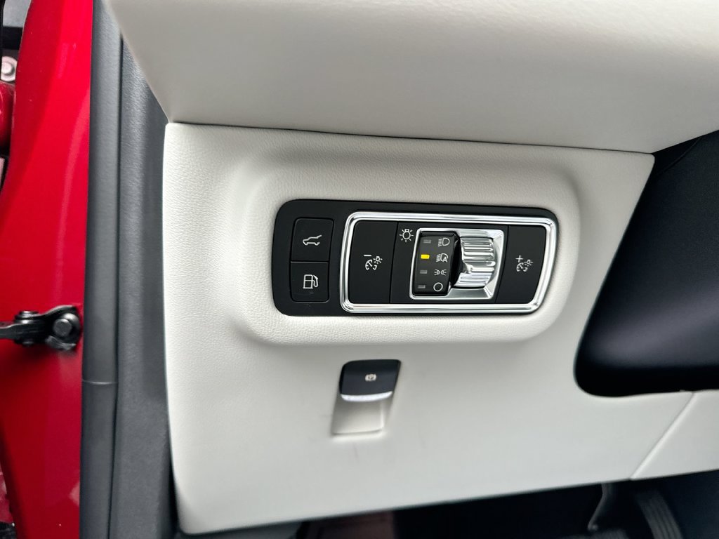 New 2026 Lincoln Nautilus Premier w/ Equipment Group 102A AWD/4WD image 19
