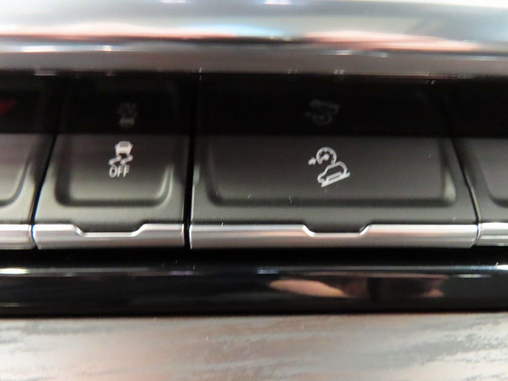 Used 2024 GMC Sierra 2500 SLT w/ SLT Premium Package image 68